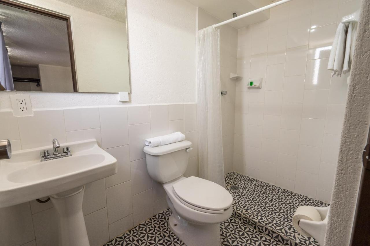 Hotel Delf-Inn Cuernavaca Eksteriør billede